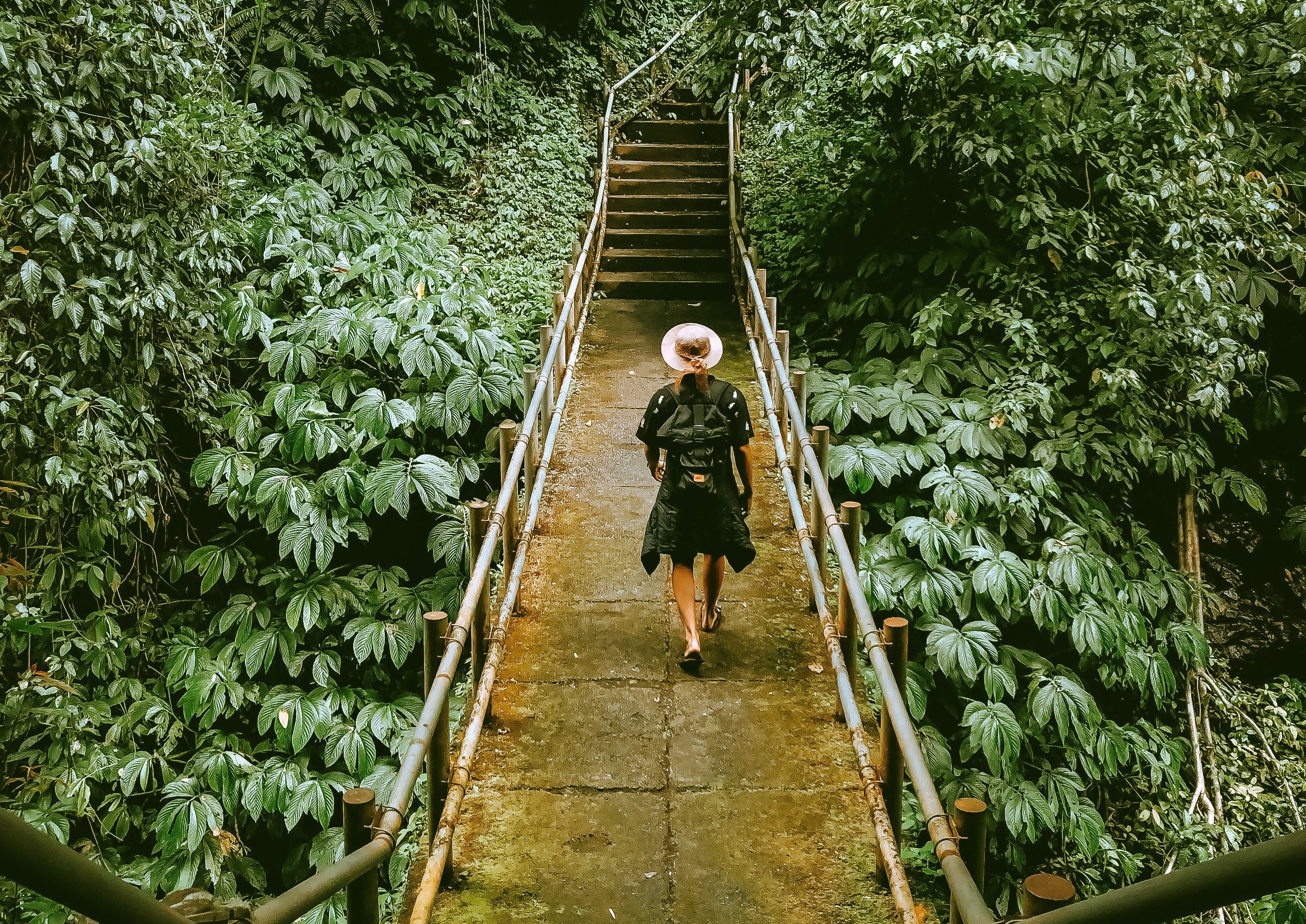 Managing Your Period While Travelling on Holiday | The Period Co.